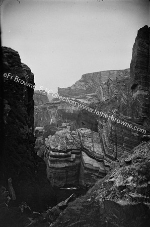 MIZEN HEAD CLIFFS (TELE)